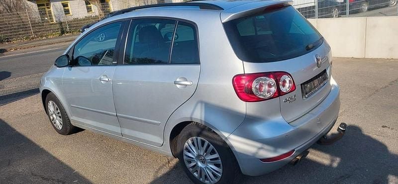 Gebraucht VW Golf Plus Cross Style 122 PS (89 kW) 2012 Silber Van / Kleinbus