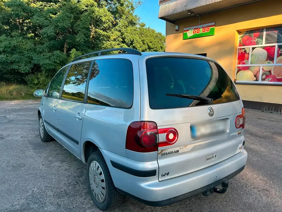 Gebraucht VW Sharan 131 PS (96 kW) 2005 Silber Van / Kleinbus
