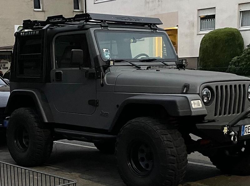 Gebraucht Jeep Wrangler Sahara 177 PS (130 kW) 2001 Grau SUV