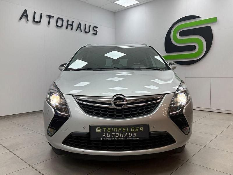 Gebraucht Opel Zafira Tourer Innovation 136 PS (100 kW) 2014 Silber Van / Kleinbus
