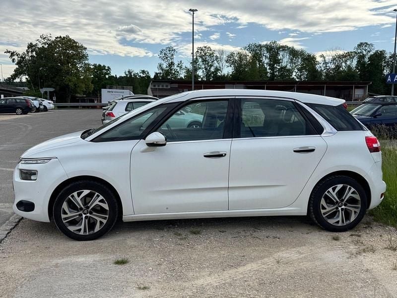 Weiß Gebraucht 2014 Citroën C4 Picasso Van / Kleinbus | 5.900 € (Guter Preis) - Bild 1/4