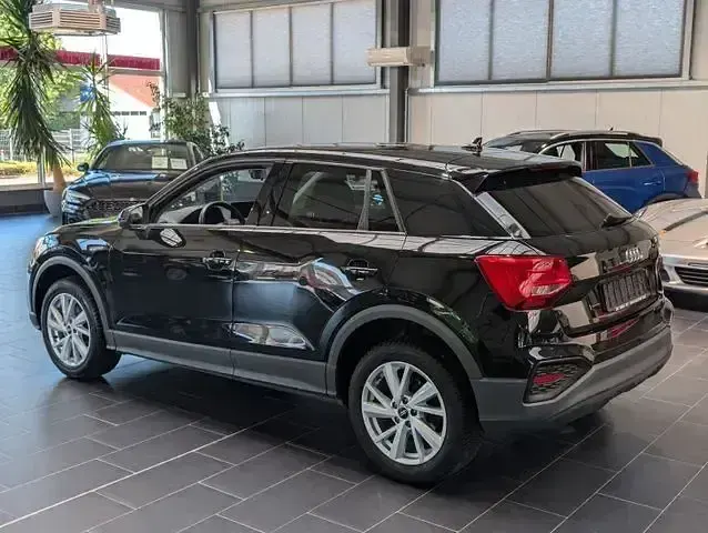 Gebraucht Audi Q2 160 PS (117 kW) 2022 Schwarz SUV