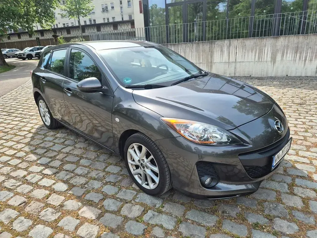 Gebraucht Mazda 3 Edition 105 PS (77 kW) 2013 Grau Limousine