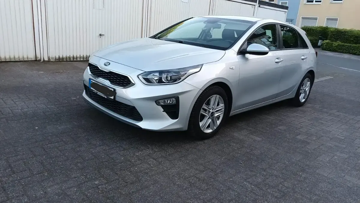 Gebraucht Kia Ceed Edition 7 99 PS (72 kW) 2018 Silber Kleinwagen