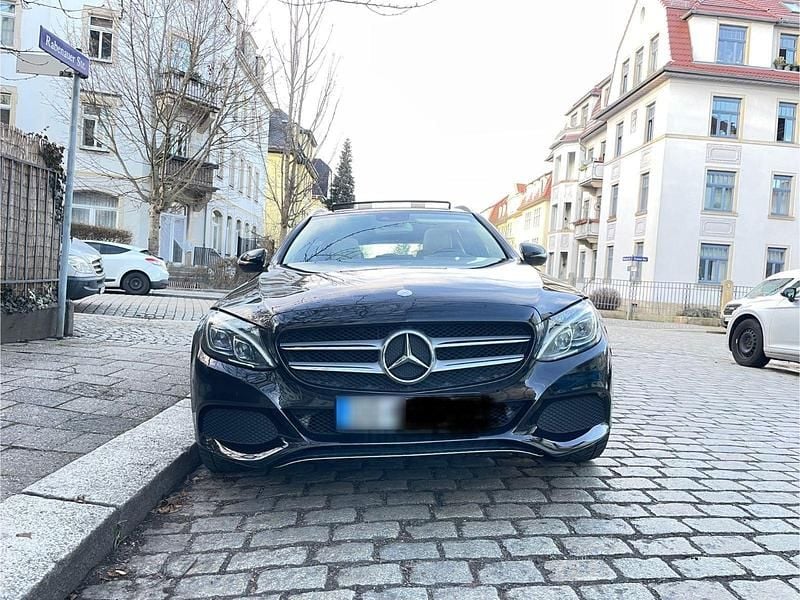 Gebraucht Mercedes C220 Avantgarde 170 PS (125 kW) 2017 Schwarz Kombi