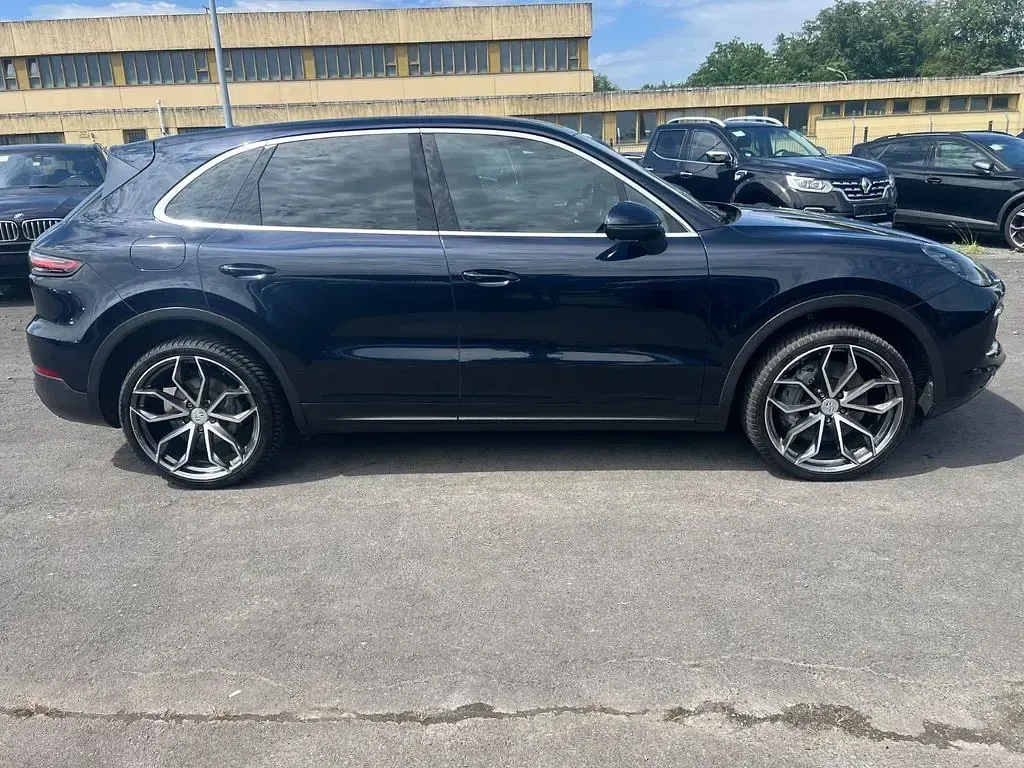 Gebraucht Porsche Cayenne 441 PS (324 kW) 2018 Blau SUV