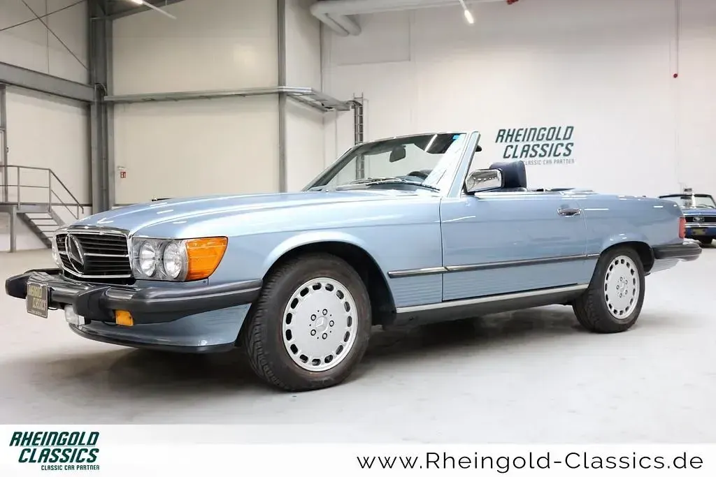 Gebraucht Mercedes 560 231 PS (169 kW) 1987 Blau Cabrio