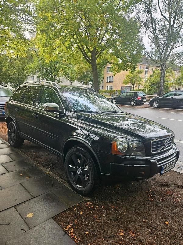 Schwarz Gebraucht 2011 Volvo XC90 SUV | 13.000 € (Etwas zu teuer) - Bild 1/4