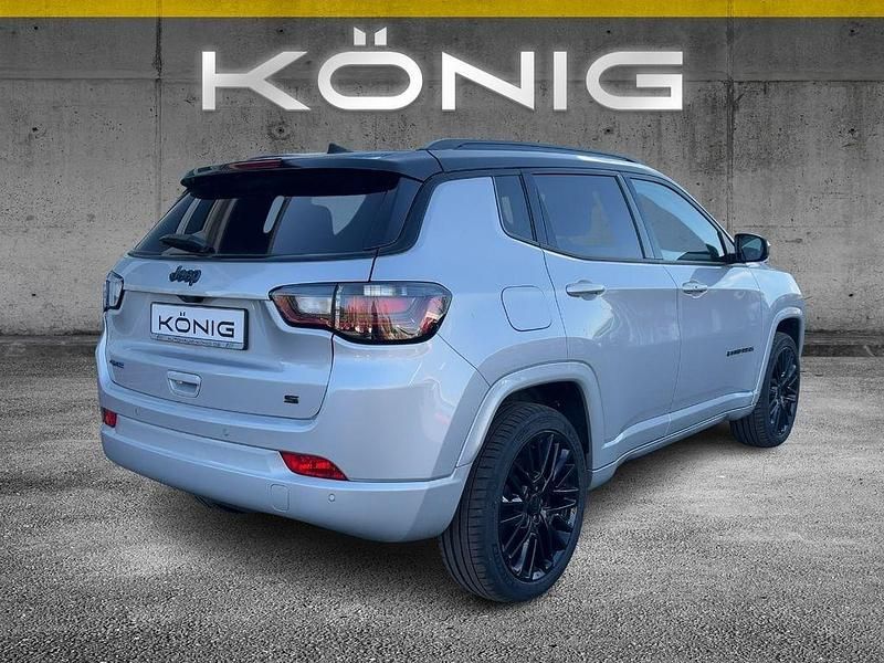 Gebraucht Jeep Compass 239 PS (175 kW) 2022 Silber SUV