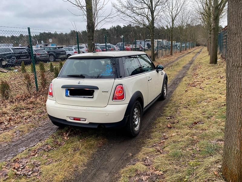 Gebraucht Mini ONE 75 PS (55 kW) 2013 Beige Kleinwagen