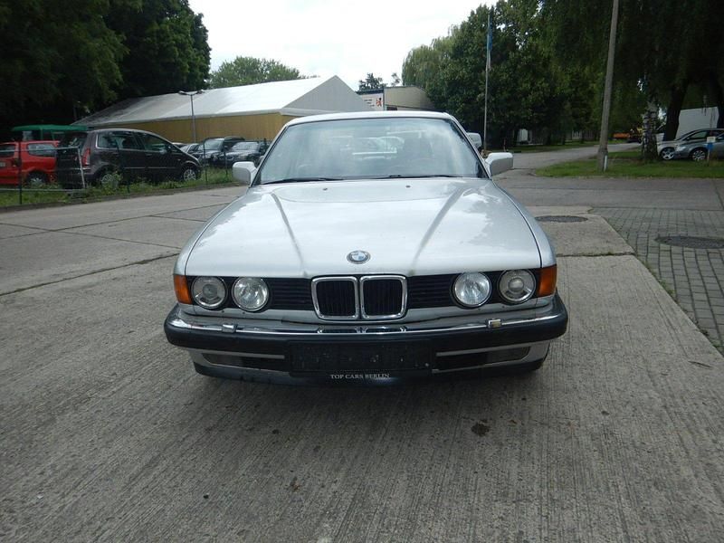 Gebraucht BMW 735L 211 PS (155 kW) 1990 Limousine
