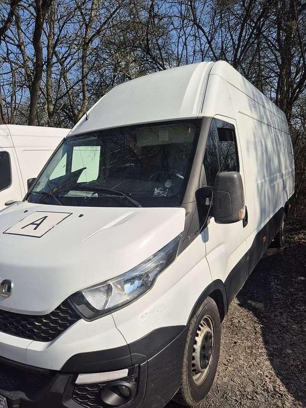 Gebraucht Iveco Daily 116 PS (85 kW) 2010 Van