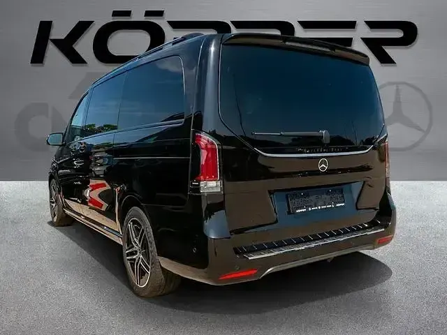 Gebraucht Mercedes V250 Avantgarde 190 PS (139 kW) 2025 Schwarz Van / Kleinbus