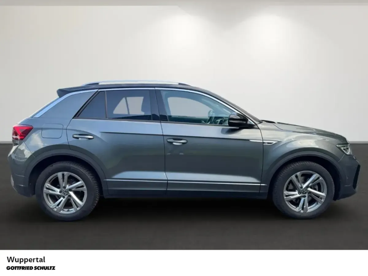 Usata VW T-Roc R-line 150 CV (110 kW) 2022 Grigio SUV