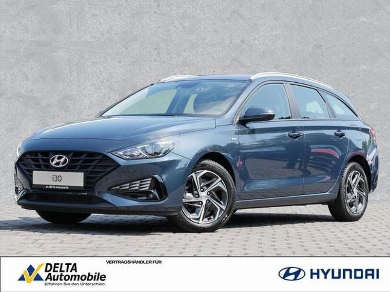 Teal blue / met Gebraucht 2023 Hyundai i30 Select Kombi | 16.480 € (Guter Preis) - Bild 1/4
