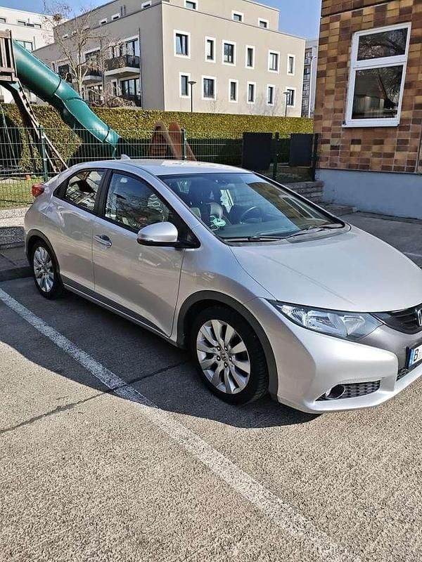 Gebraucht Honda Civic S 99 PS (72 kW) 2012 Silber Limousine