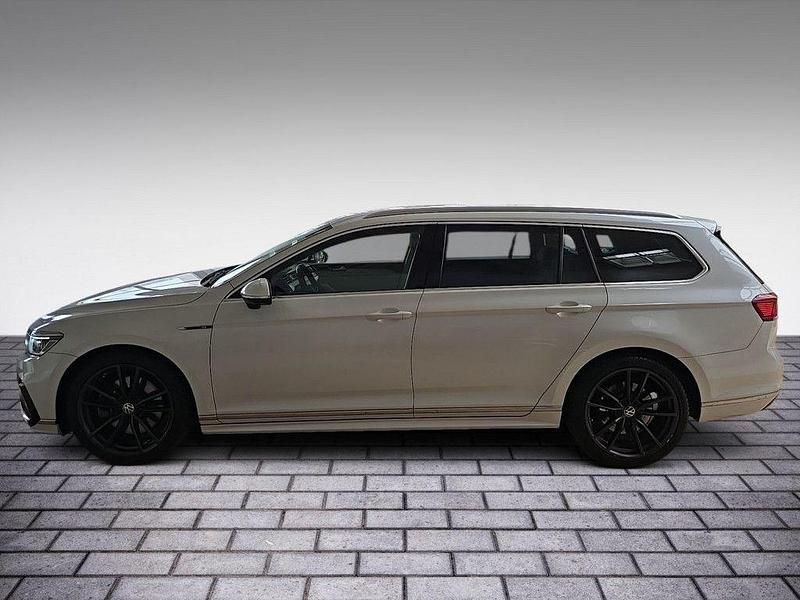 Gebraucht VW Passat R-line 272 PS (200 kW) 2020 Weiß Kombi