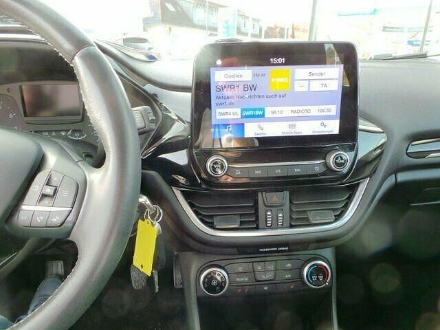 Gebraucht Ford Fiesta Cool & Connect 101 PS (74 kW) 2019 Iridiumschwarz Limousine