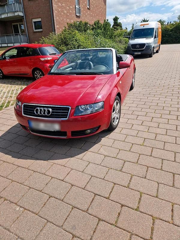 Rot Gebraucht 2004 Audi A4 Cabriolet Cabrio | 5.500 € (Etwas zu teuer) - Bild 1/2
