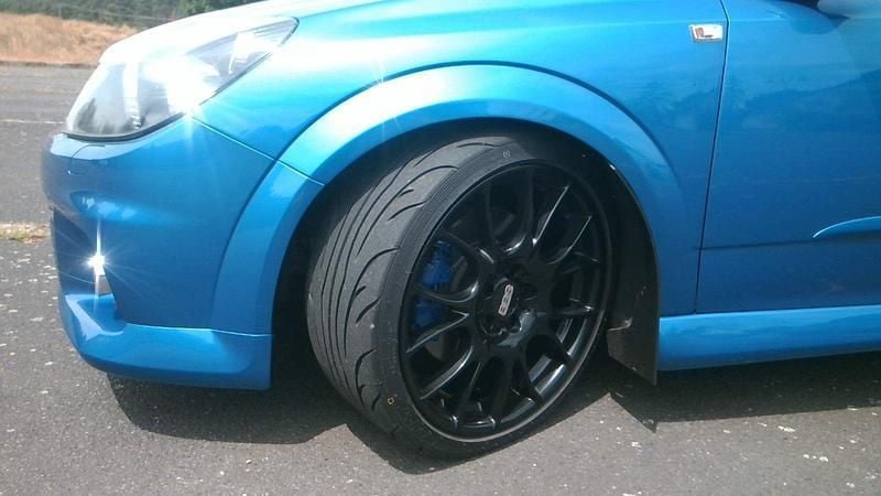 Blau Gebraucht 2006 Opel Astra OPC Coupé | 7.200 € (Teuer) - Bild 1/4