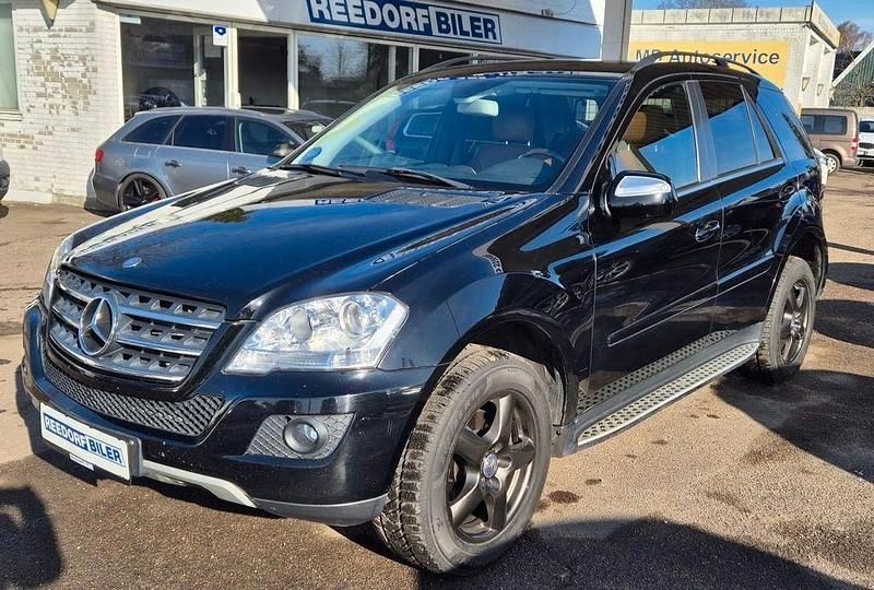 Schwarz Gebraucht 2010 Mercedes ML350 SUV | 5.250 € (Superpreis) - Bild 1/4