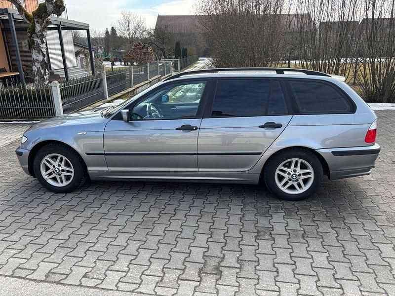 Gebraucht BMW 316 Sport Line 116 PS (85 kW) 2004 Grau Kombi