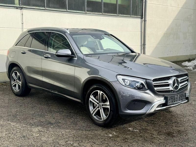 Gebraucht Mercedes GLC350 258 PS (189 kW) 2017 Grau SUV