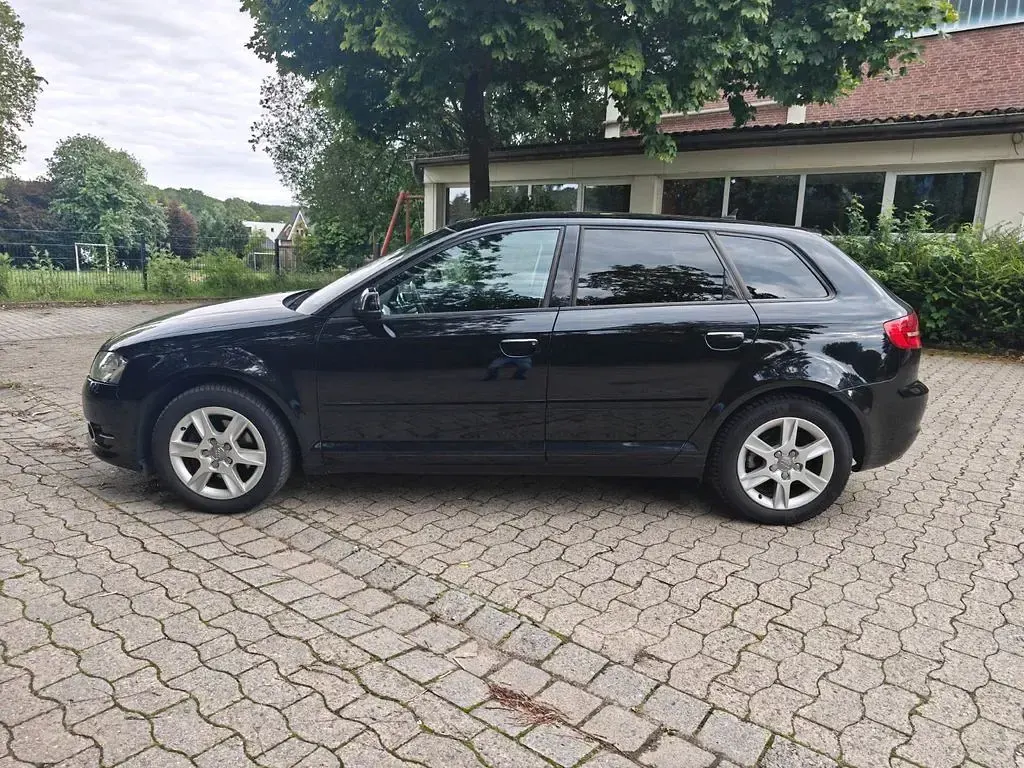 Gebraucht Audi A3 140 PS (102 kW) 2012 Schwarz Kleinwagen
