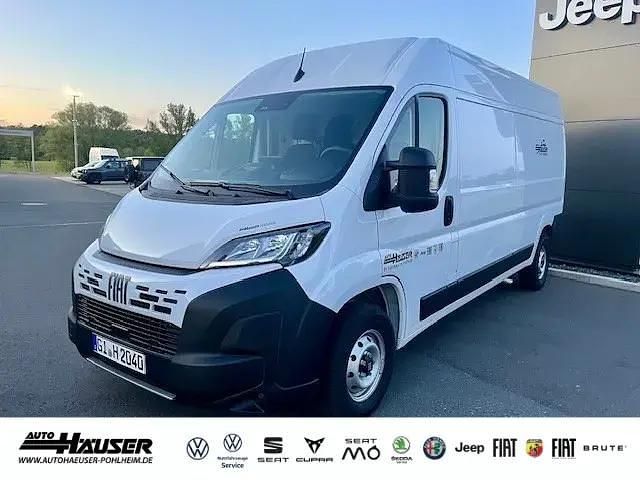 Weiss Gebraucht 2025 Fiat Ducato Van | 31.654 € (Fairer Preis) - Bild 1/4