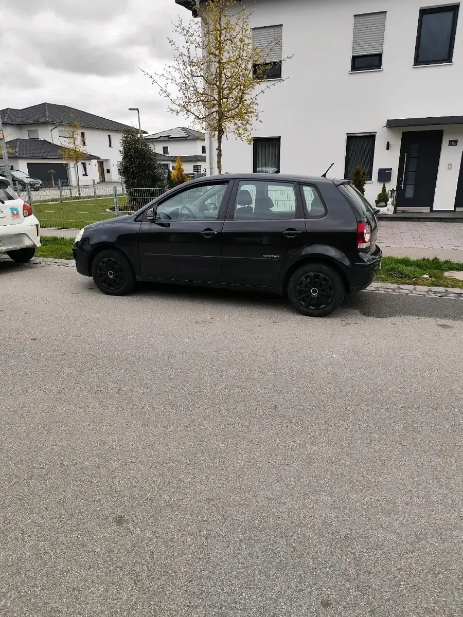 Gebraucht VW Polo 68 PS (50 kW) 2008 Schwarz Kleinwagen
