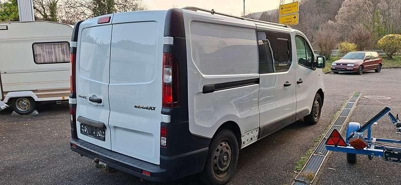 Gebraucht Renault Trafic 120 PS (88 kW) 2016 Weiß Van / Kleinbus
