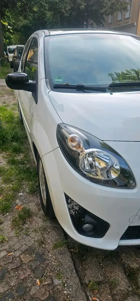 Gebraucht Renault Twingo Night&Day 75 PS (55 kW) 2010 Weiß Kleinwagen
