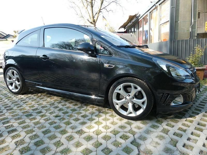 Gebraucht 2012 Opel Corsa OPC Limousine | 7.990 € (Fairer Preis) - Bild 1/4