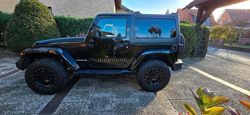 Gebraucht Jeep Wrangler Sahara 200 PS (147 kW) 2013 Schwarz SUV