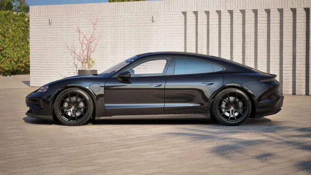 Gebraucht Porsche Taycan Chrono 319 kW (435 PS) 2025 Schwarz Limousine