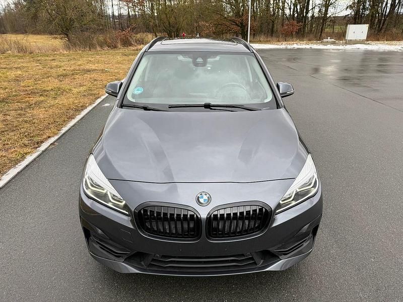 Gebraucht BMW 218 Active Tourer Advantage 150 PS (110 kW) 2021 Grau Van / Kleinbus