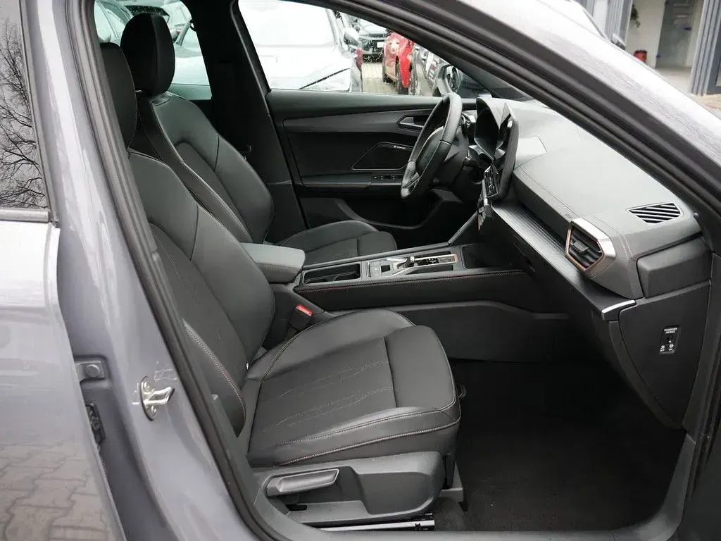 Gebraucht Cupra Formentor 150 PS (110 kW) 2025 Grau SUV