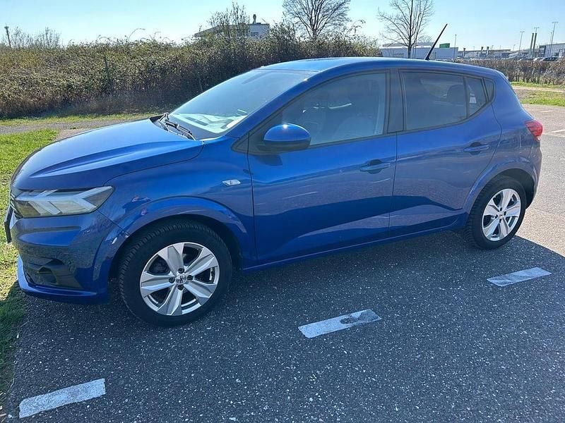 Gebraucht Dacia Sandero Expression 91 PS (66 kW) 2023 Blau Limousine