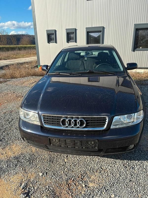 Gebraucht Audi A4 110 PS (80 kW) 2000 Blau Limousine