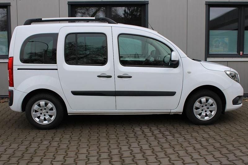 Gebraucht Mercedes Citan 112 114 PS (83 kW) 2018 Weiß Kombi