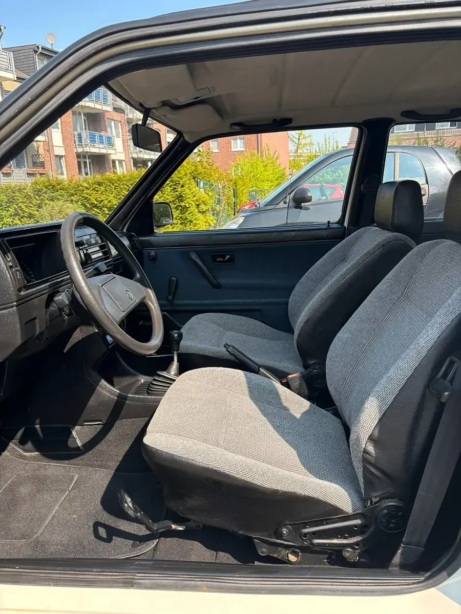 Gebraucht VW Golf 55 PS (40 kW) 2026 Weiß Coupé