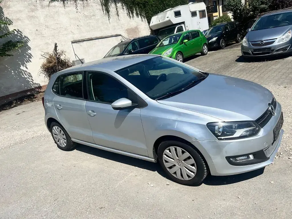 Gebraucht VW Polo Comfortline 86 PS (63 kW) 2010 Silber Kleinwagen