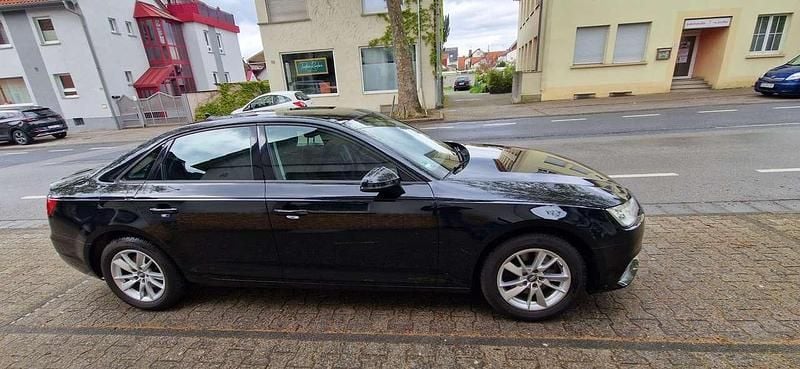 Gebraucht Audi A4 Ambition 136 PS (100 kW) 2016 Schwarz Limousine