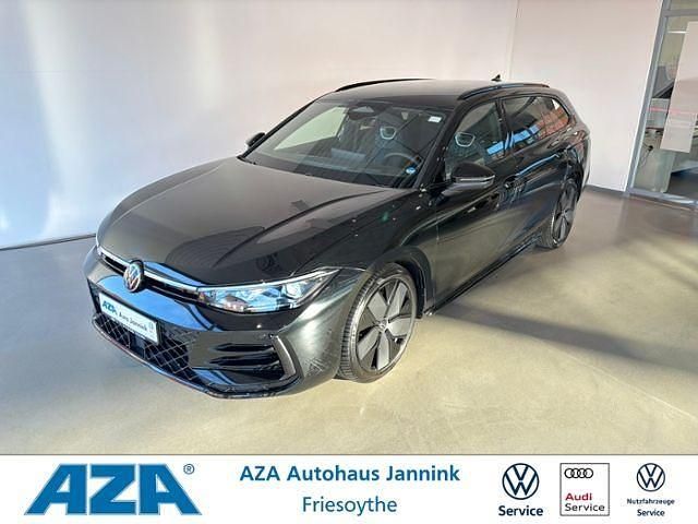 Schwarz Neu 2025 VW Passat Style Kombi | 45.879 € (Superpreis) - Bild 1/4