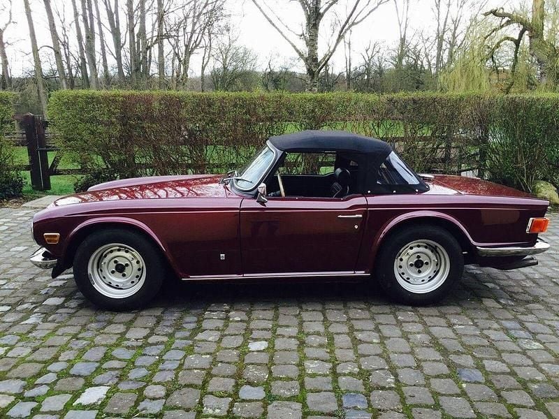 Gebraucht Triumph TR6 95 PS (69 kW) 1973 Violett Cabrio