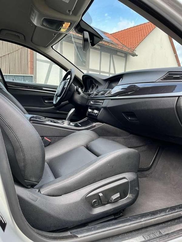 Gebraucht BMW 525 218 PS (160 kW) 2014 Silber Kombi