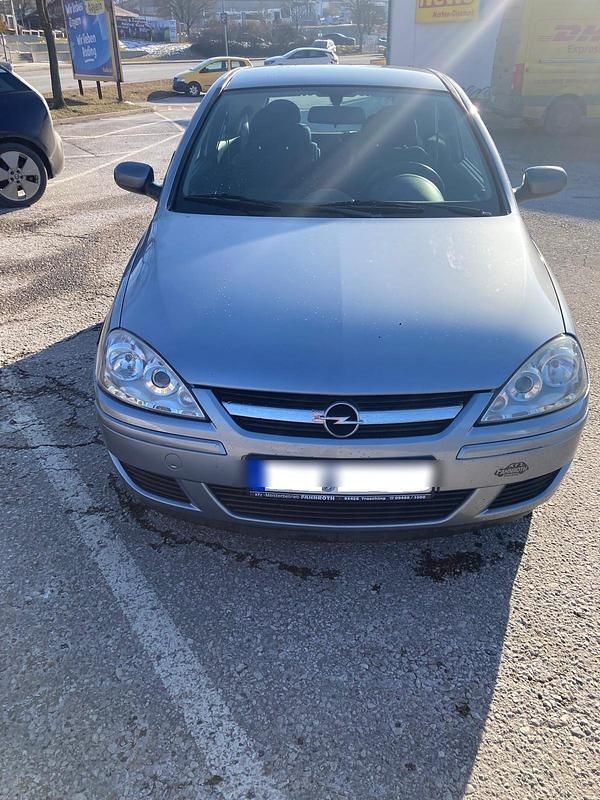 Silber Gebraucht 2006 Opel Corsa Edition Kleinwagen | 550 € (Superpreis) - Bild 1/4