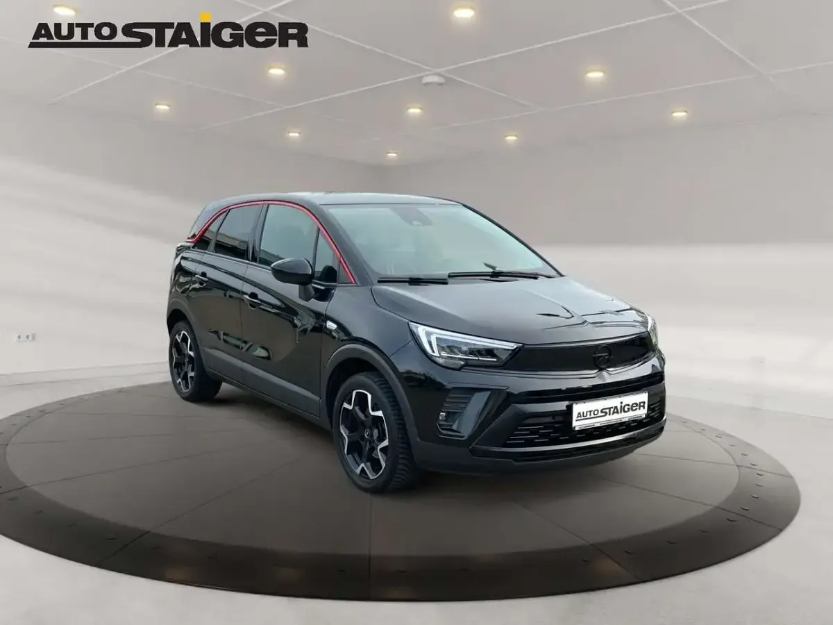 Gebraucht Opel Crossland GS Line 131 PS (96 kW) 2022 Diamant schwarz/karbon schwarz SUV