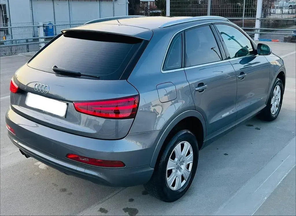 Gebraucht Audi Q3 Ambiente 140 PS (102 kW) 2014 Grau SUV