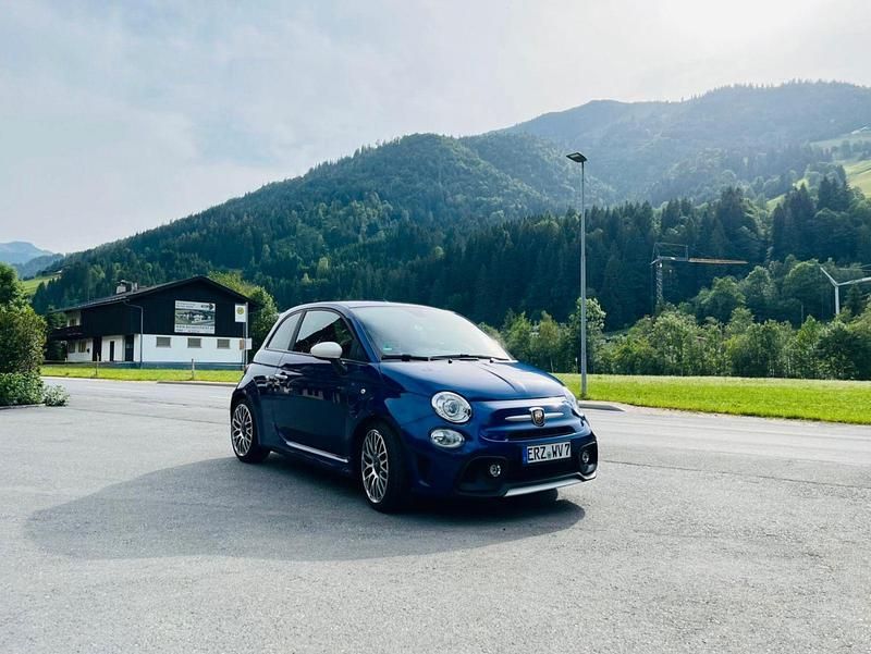 Gebraucht Abarth 595 Turismo 165 PS (121 kW) 2017 Blau Kleinwagen